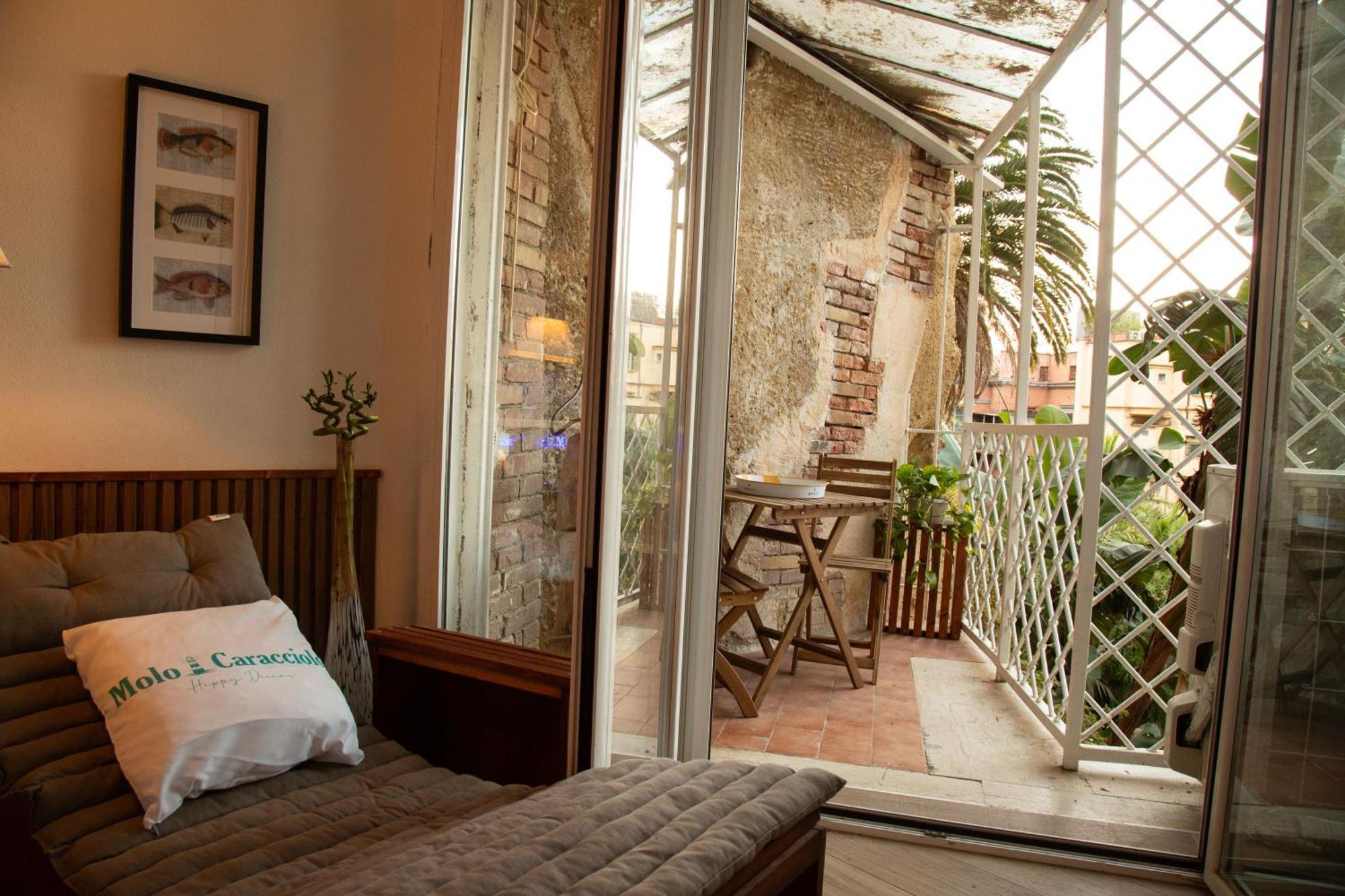 Apartment Molo Caracciolo Naples