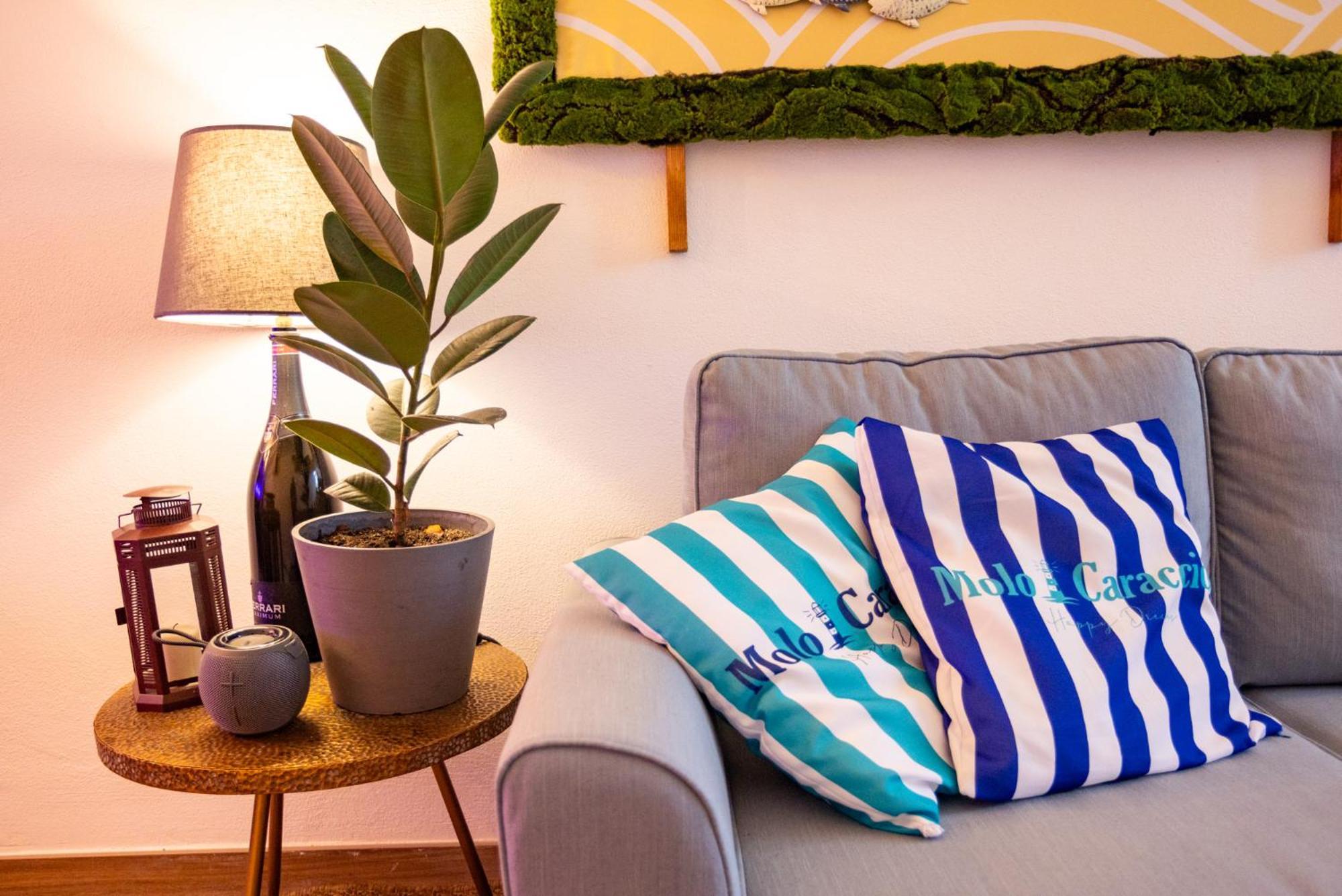 Molo Caracciolo Apartment Naples