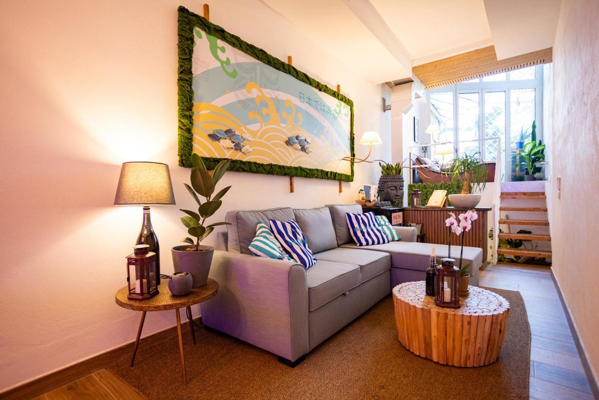 Molo Caracciolo Apartment