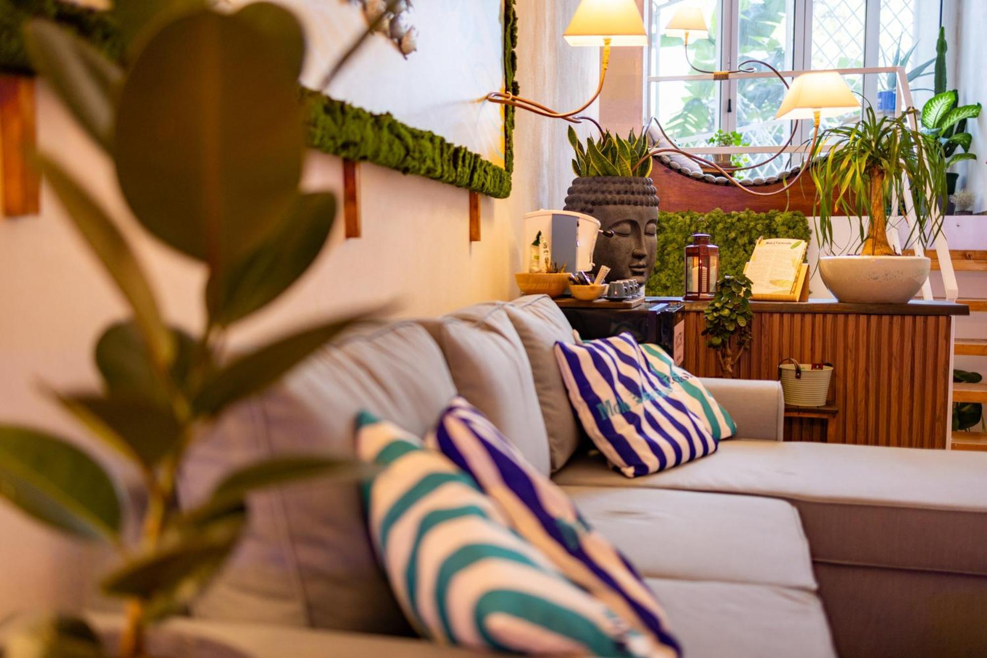 Molo Caracciolo Apartment